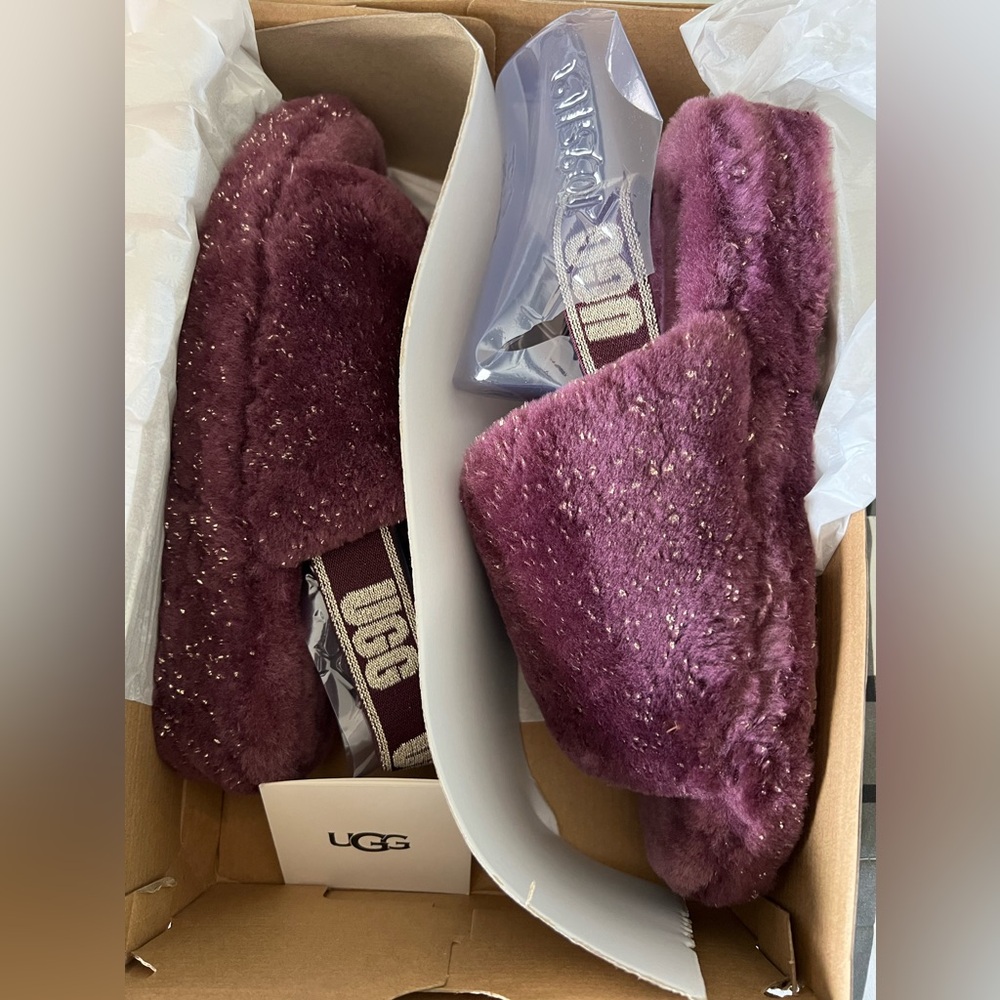 Ugh slide slippers 10